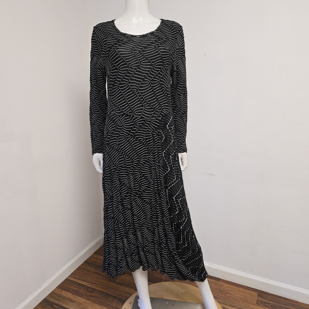 Comfy USA Midi Dress Size L Balloon Hem Textured Long Slv Artsy Draped Stretch